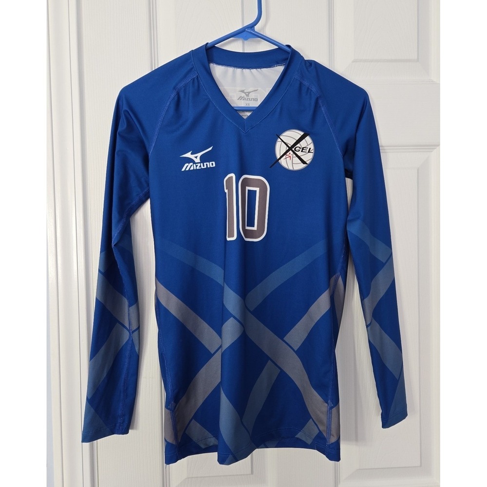 Mizuno Boys Long Sleeve Drylite shirt Xcel logo on front and number 10 Size XS